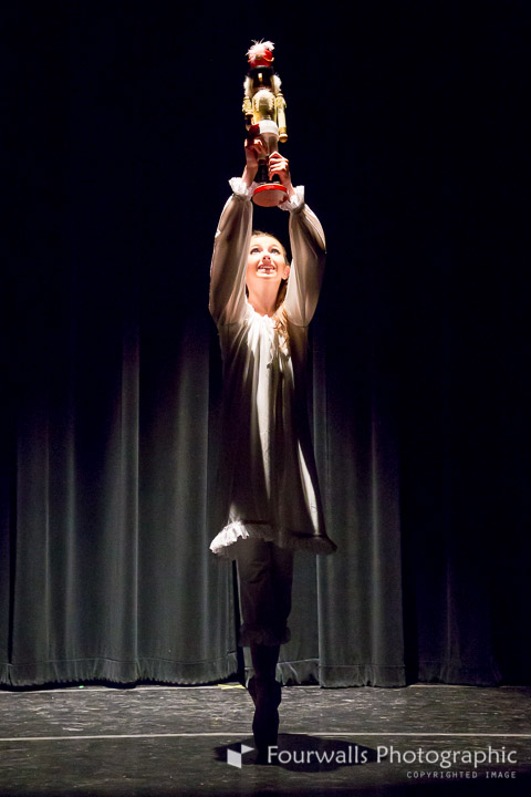 WALLS-20131220-9517.jpg
