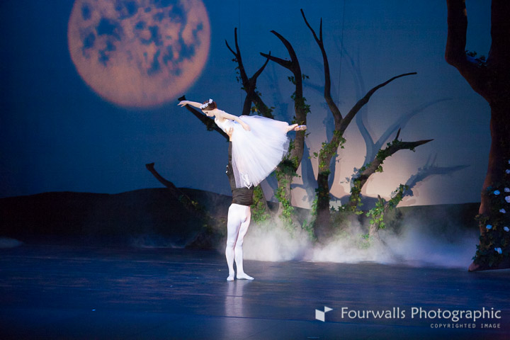 WALLS-20140413-7182.jpg