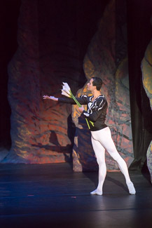 WALLS-20140413-6154.jpg
