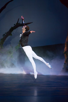 WALLS-20140413-6323.jpg