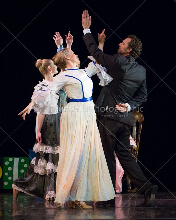 WALLS-20141219-0057-2.jpg