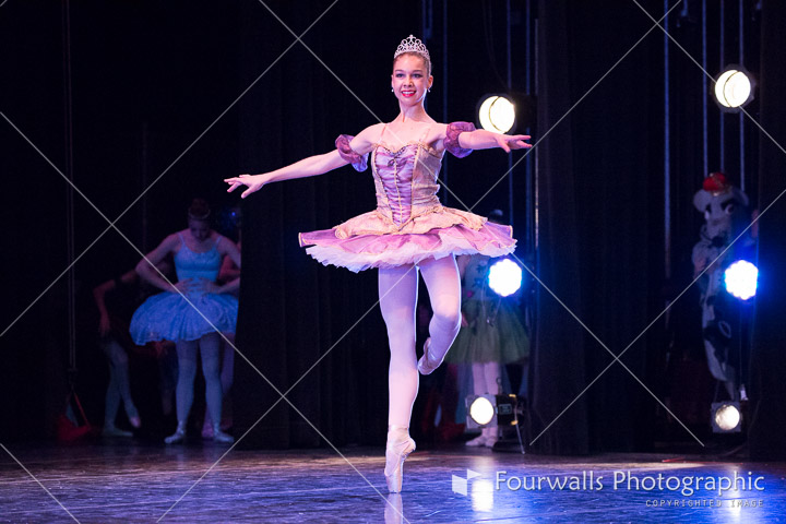 WALLS-20141219-0235-3.jpg