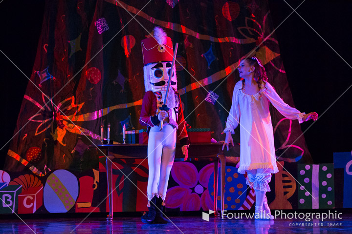 WALLS-20141219-0060-3.jpg