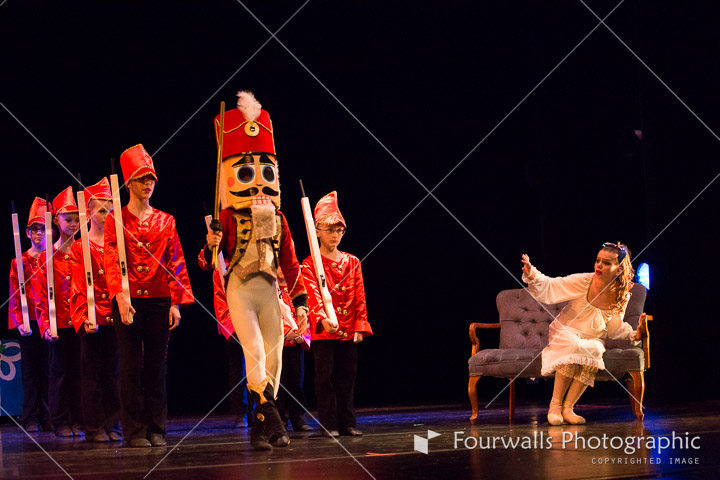 WALLS-20141219-0066-3.jpg