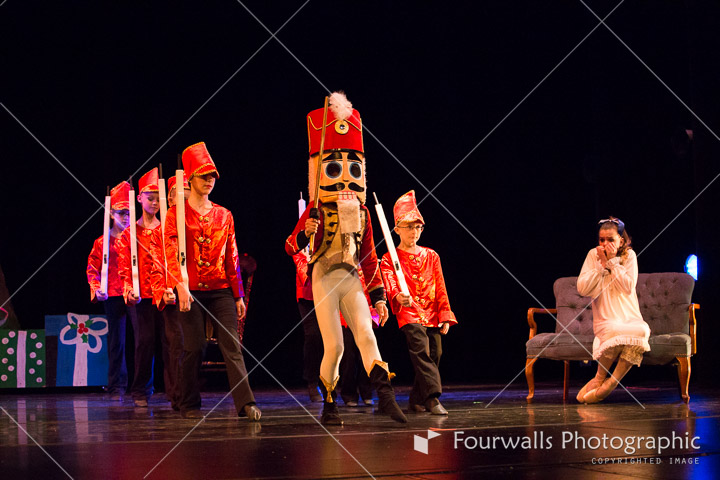 WALLS-20141219-0067-3.jpg