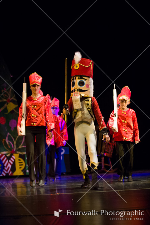 WALLS-20141219-9075.jpg
