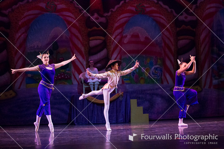 WALLS-20141219-0224-3.jpg