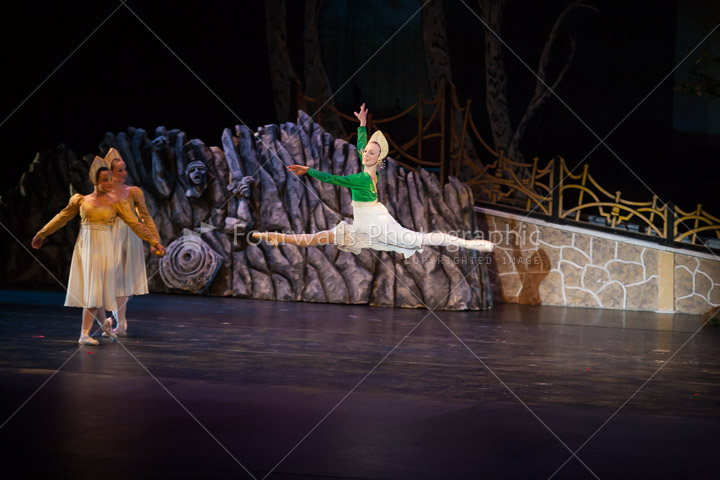 WALLS-20150419-0609.jpg