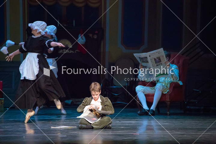 WALLS-20141220-0004-2.jpg