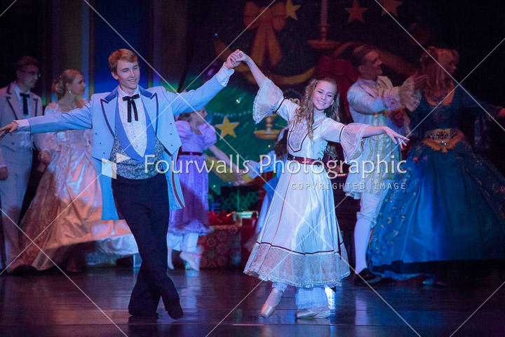 WALLS-20141220-0063-2.jpg