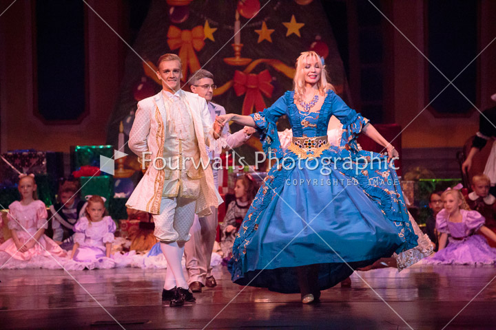 WALLS-20141220-0085-2.jpg
