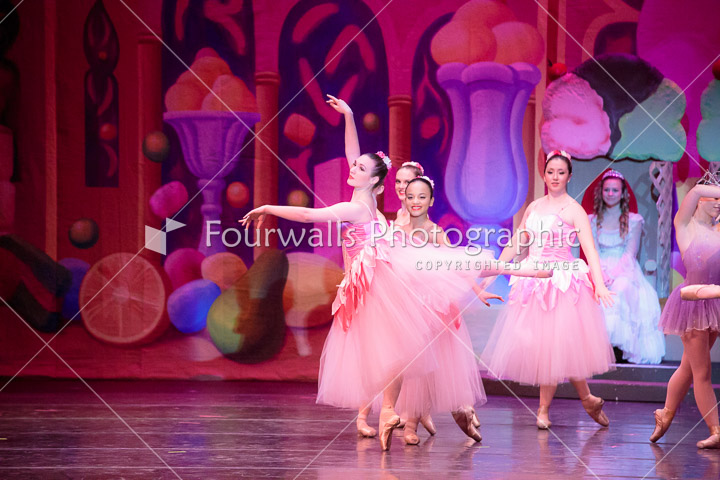 WALLS-20141220-0549.jpg