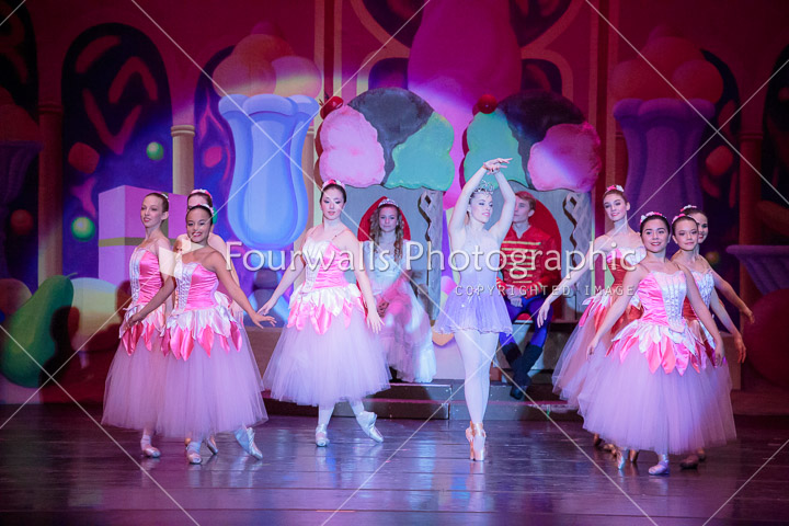 WALLS-20141220-0550.jpg