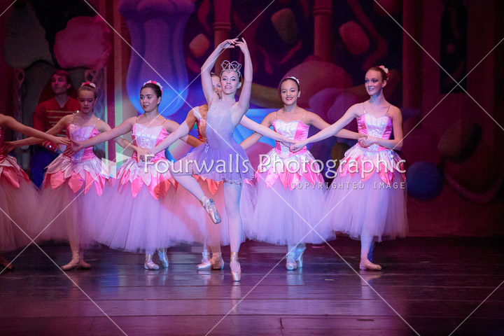 WALLS-20141220-0615.jpg