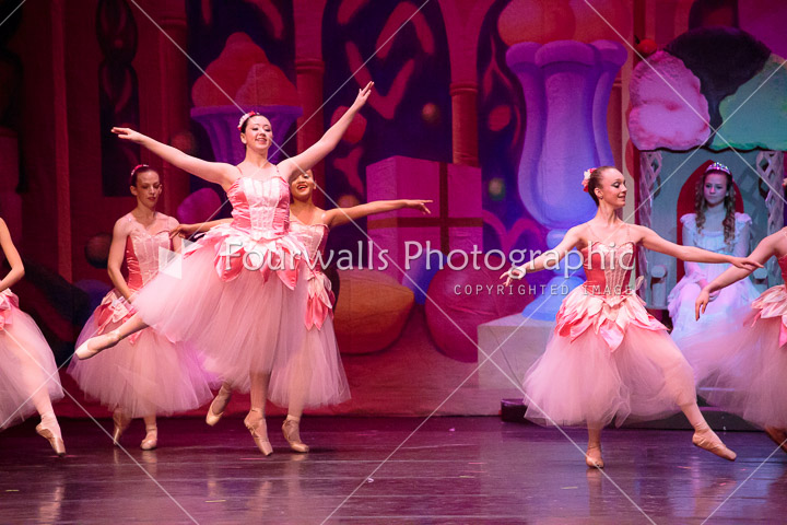 WALLS-20141220-0624.jpg