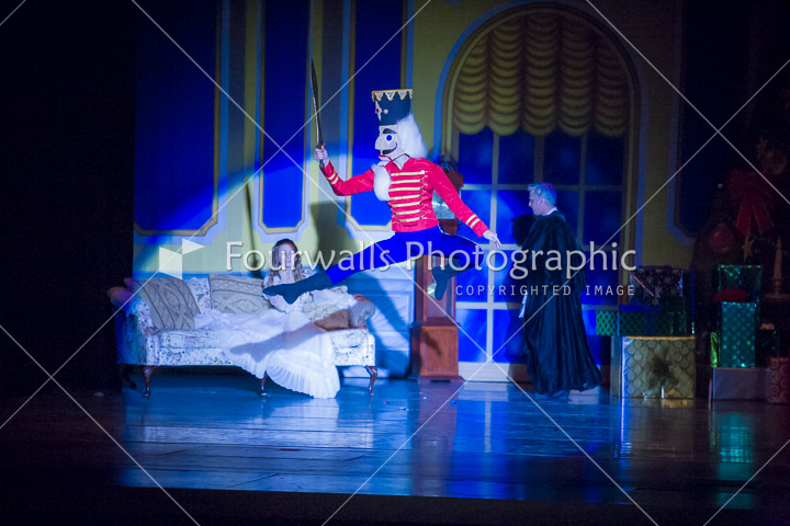 WALLS-20141220-9850.jpg
