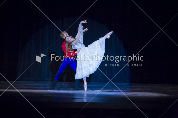 WALLS-20141220-9872.jpg