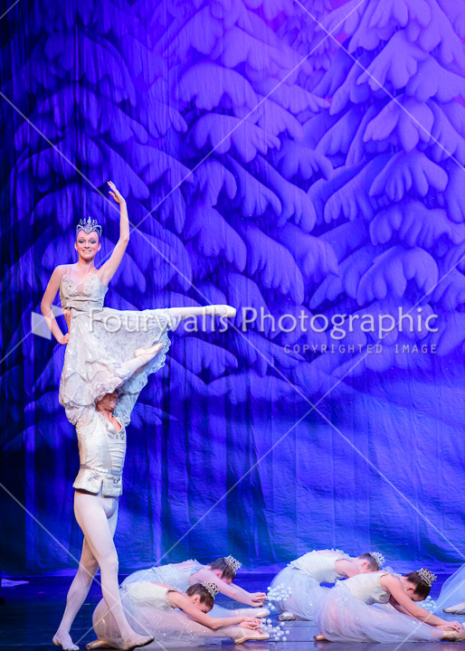 WALLS-20141220-0218.jpg