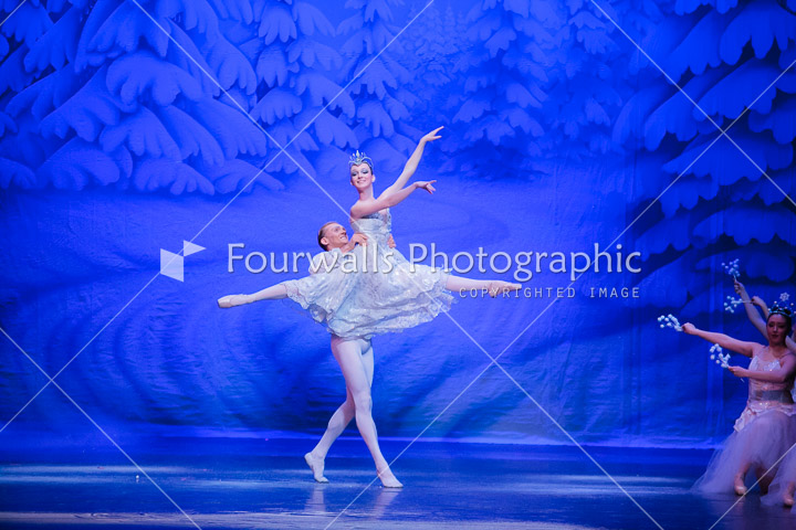 WALLS-20141220-9922.jpg