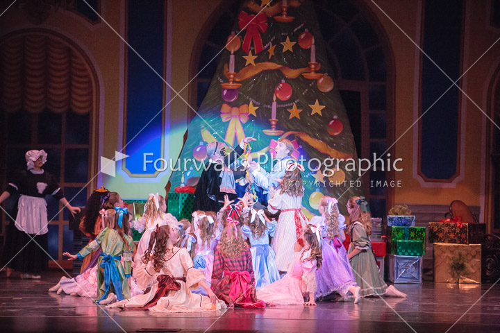WALLS-20141220-0301.jpg