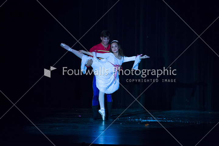 WALLS-20151212-0021-2.jpg