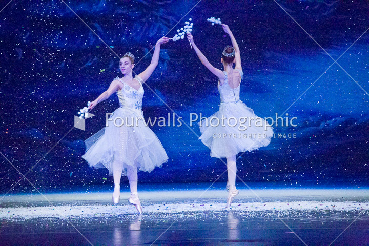 WALLS-20151212-9385.jpg