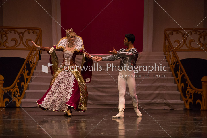 WALLS-20160528-4203.jpg